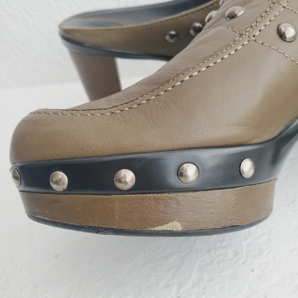 Stuart Weitzman Studded Platform Leather Mule Clog Slide Olive Green Women's 9 - Picture 11 of 11